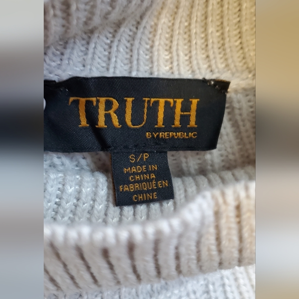 💚5/$25 TRUTH By Republic Striped Turtleneck Oversized Cozy Knit Sweater Small - Picture 7 of 9